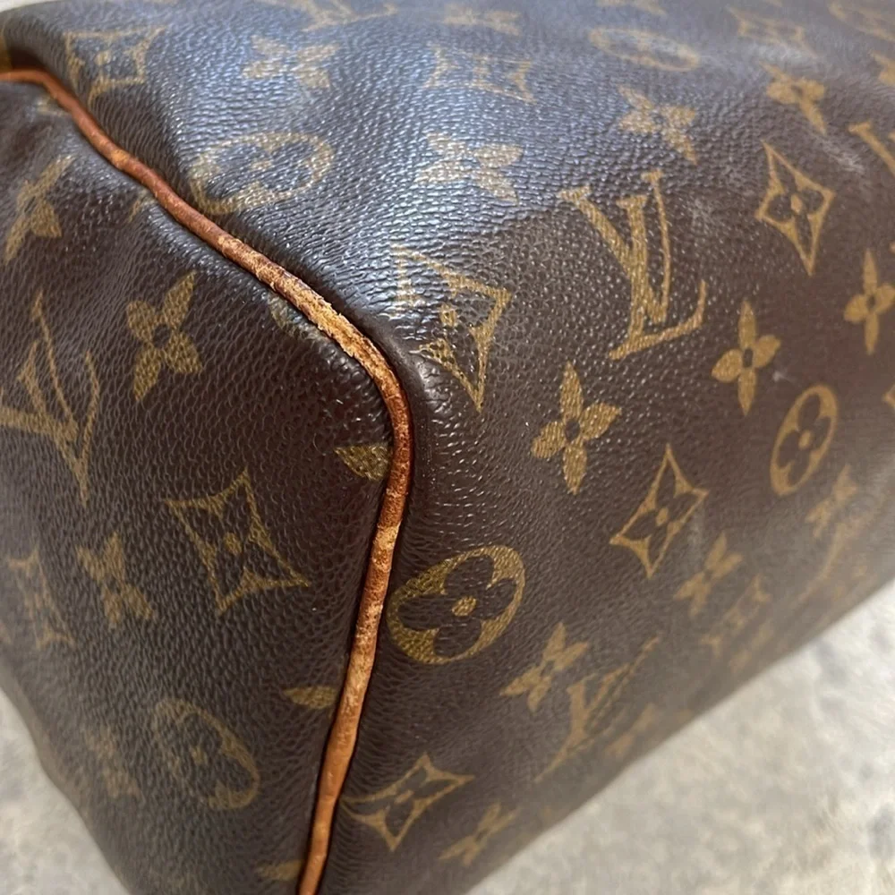 Louis Vuitton Monogram Speedy 25 Hand Bag Classic Designer Brown Tan